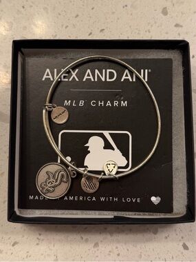 Alex and Ani Silver-Tone MLB Charm Bangle - Chicago White Sox